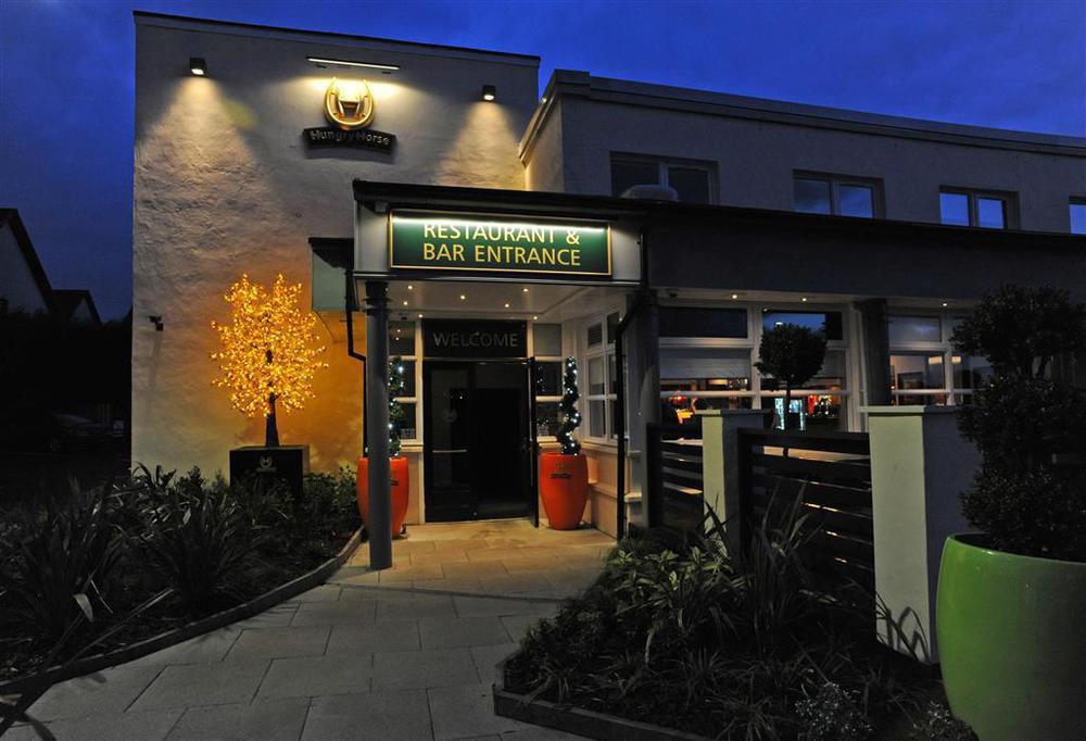 The Titan Hotell Clydebank Eksteriør bilde