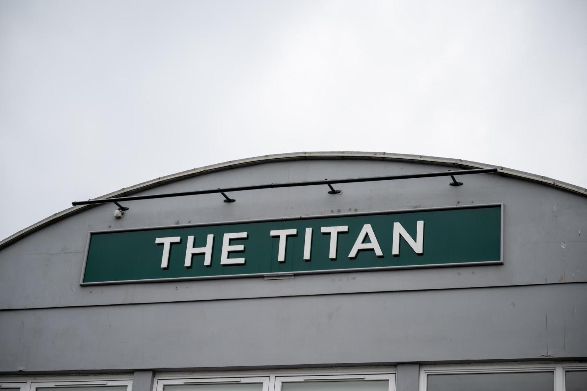 The Titan Hotell Clydebank Eksteriør bilde