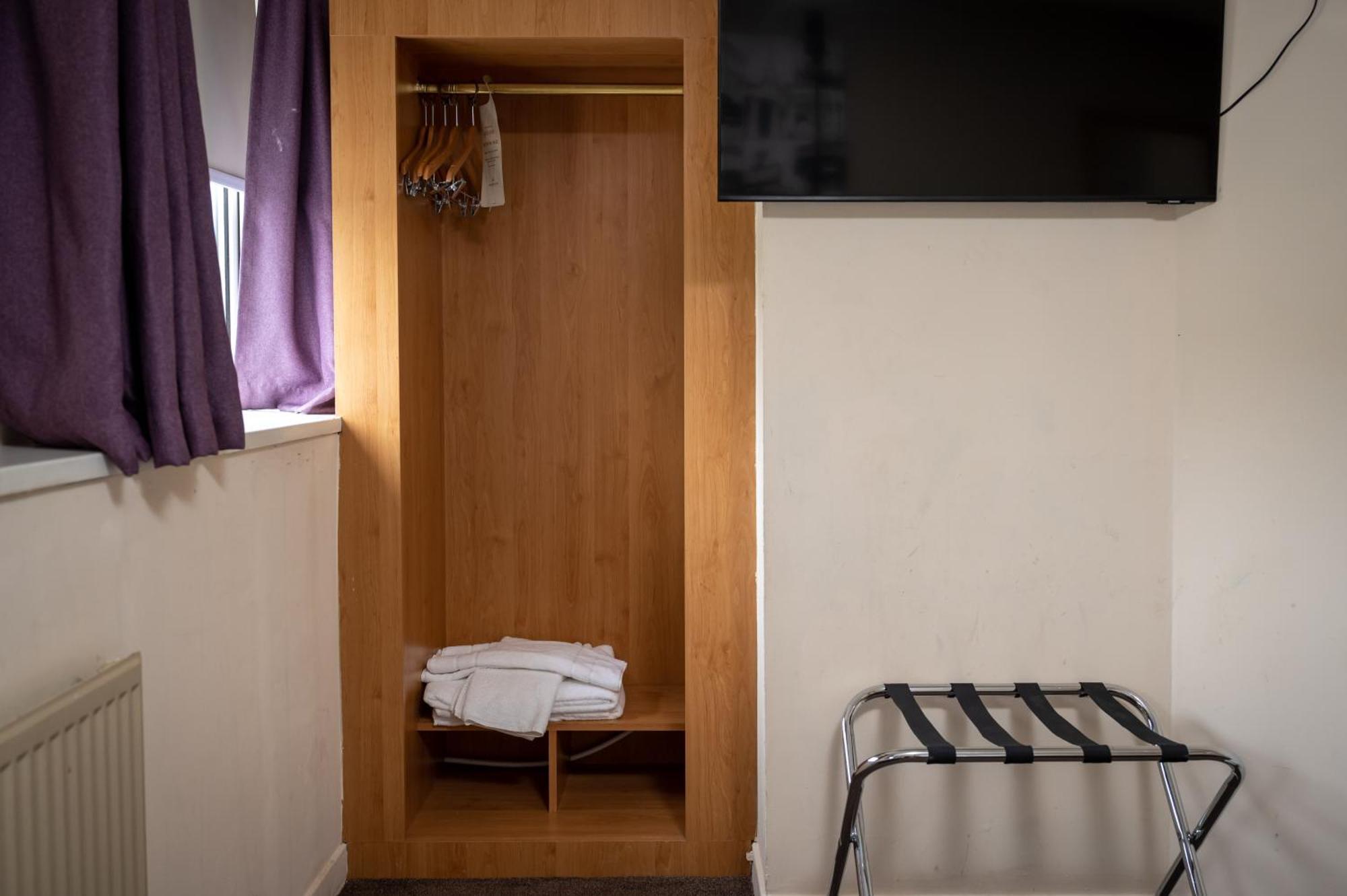 The Titan Hotell Clydebank Eksteriør bilde
