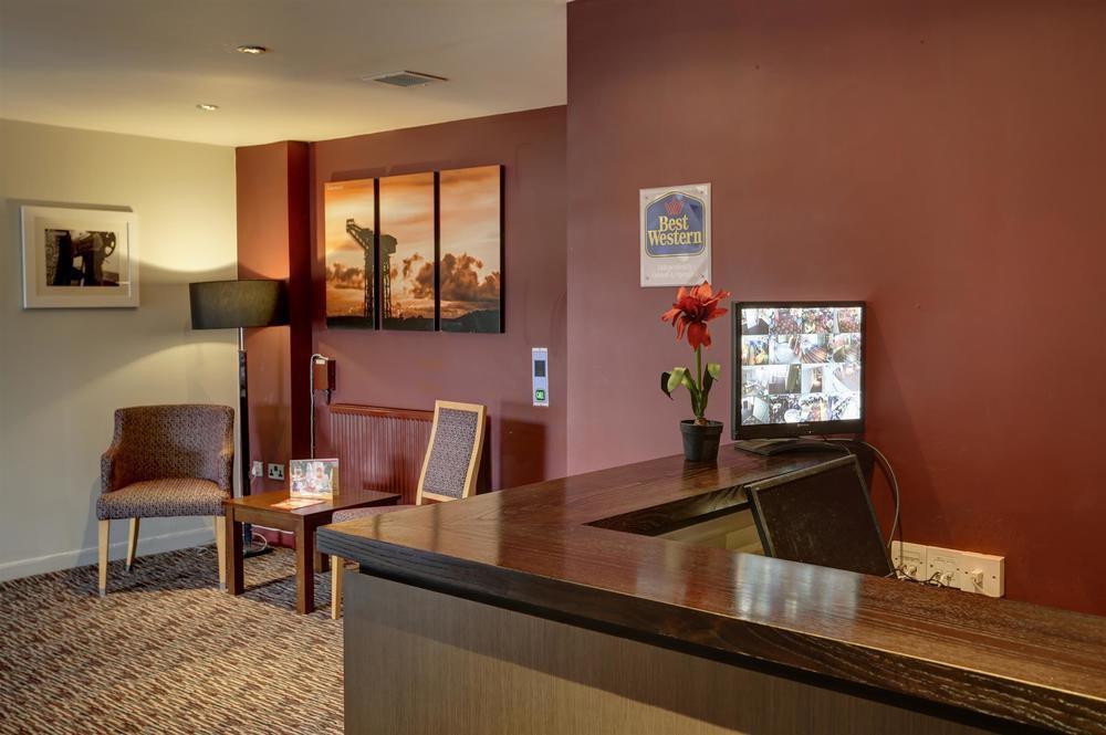 The Titan Hotell Clydebank Eksteriør bilde