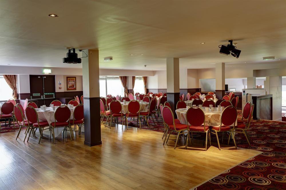 The Titan Hotell Clydebank Eksteriør bilde